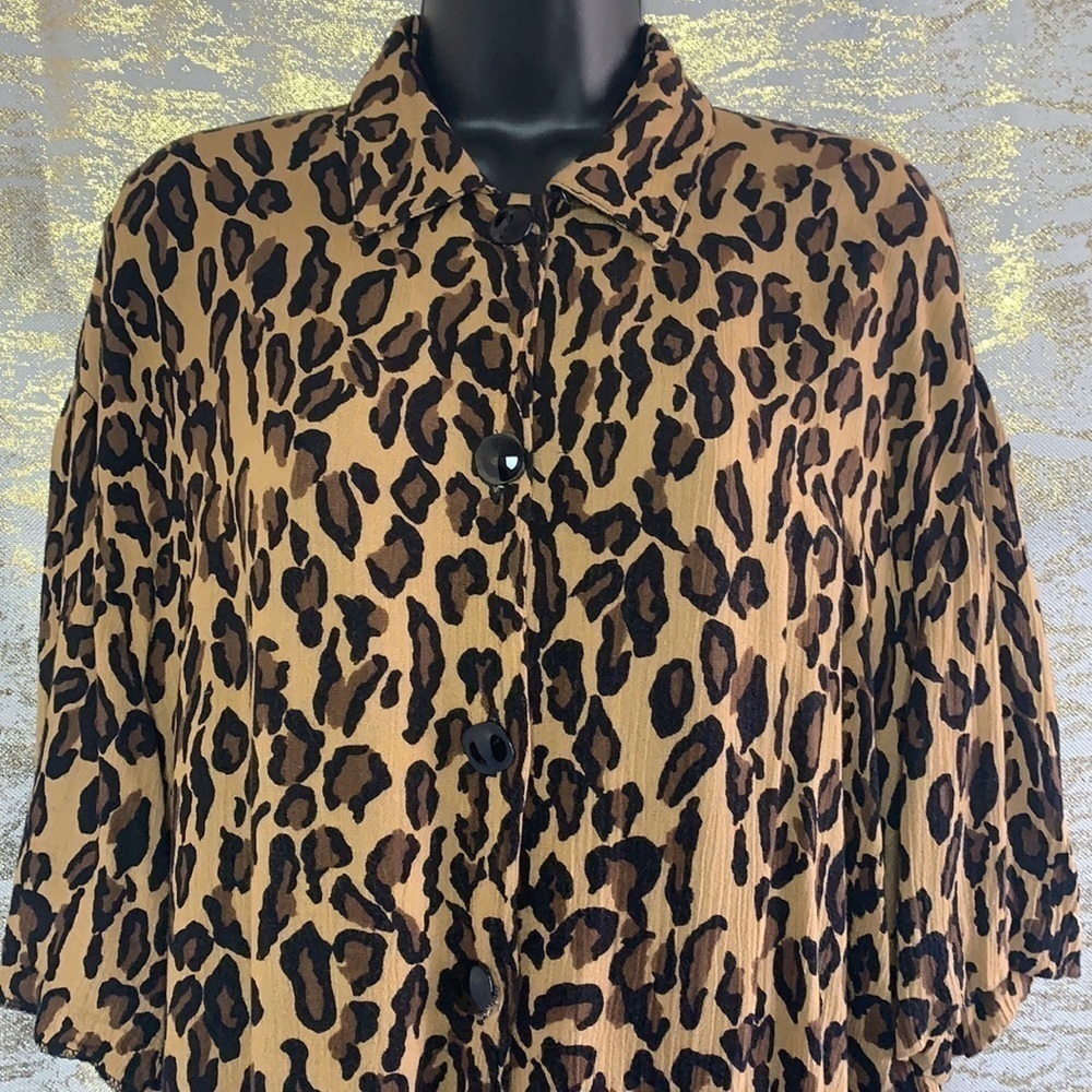 Vintage 🧚‍♀️Clichy Leopard Print Button Down 3/4 Sleeve Blouse Size 12 - Picture 3 of 12
